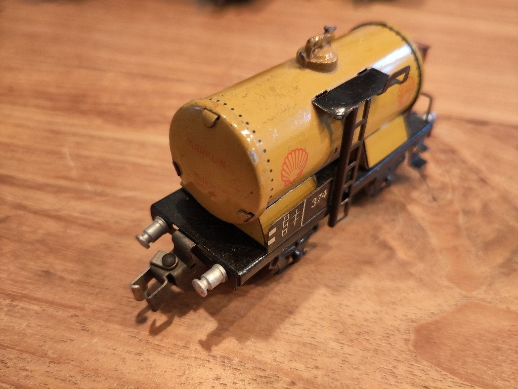 Marklin HO 374 Shell | Blik | Klauwkoppeling | jaren '30/'40, Hobby en Vrije tijd, Modeltreinen | H0, Wisselstroom, Gebruikt, Wagon