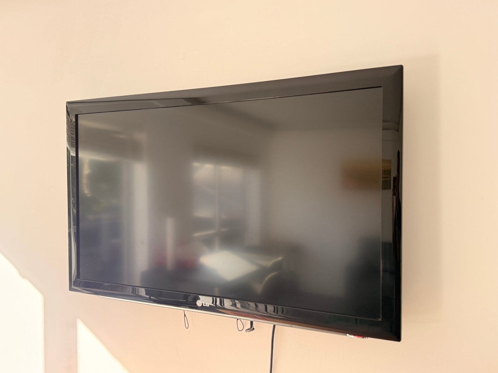 LG 42” inch full HD LCD TV, Ophalen, 50 Hz, LCD, Zo goed als nieuw