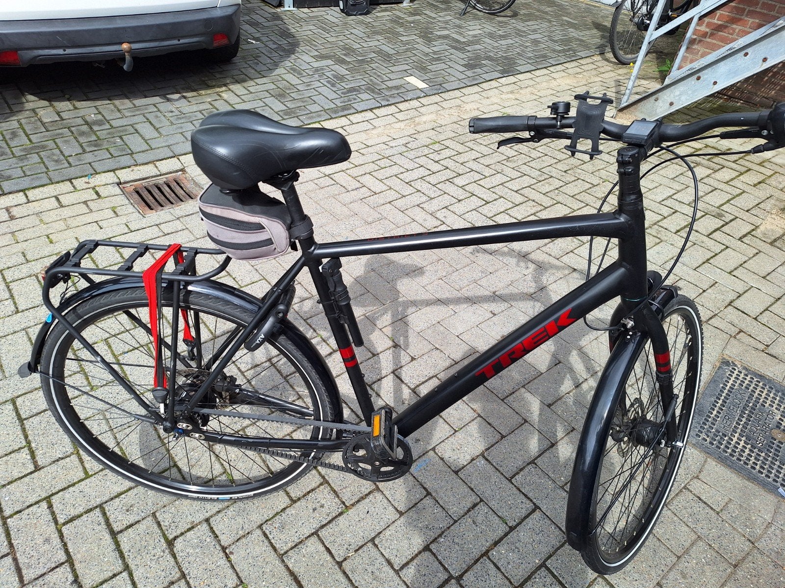 Trek District 3 Equippend - 5 jaar oud, mat zwart, Ophalen of Verzenden, Gebruikt, Schijfrem, Overige merken