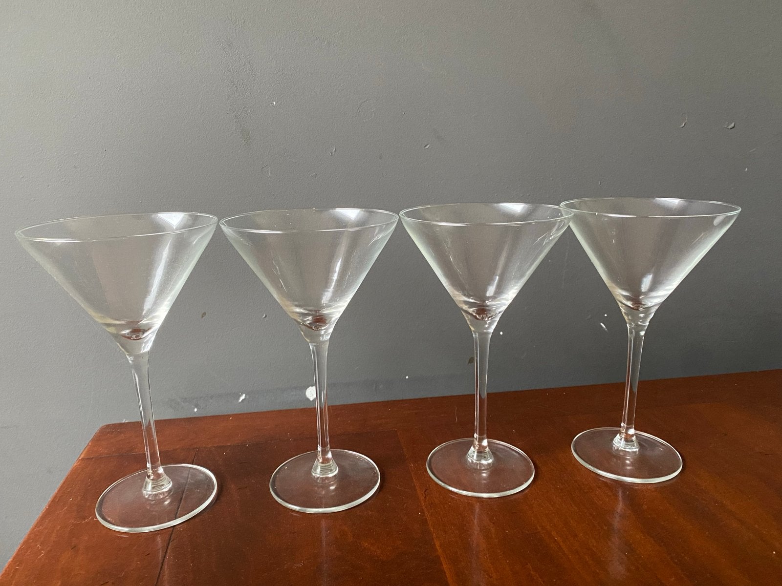 Nieuw.  Martini glazen Royal Leerdam met cocktailshaker, Huis en Inrichting, Nieuw, Ophalen of Verzenden, Overige merken, Glas