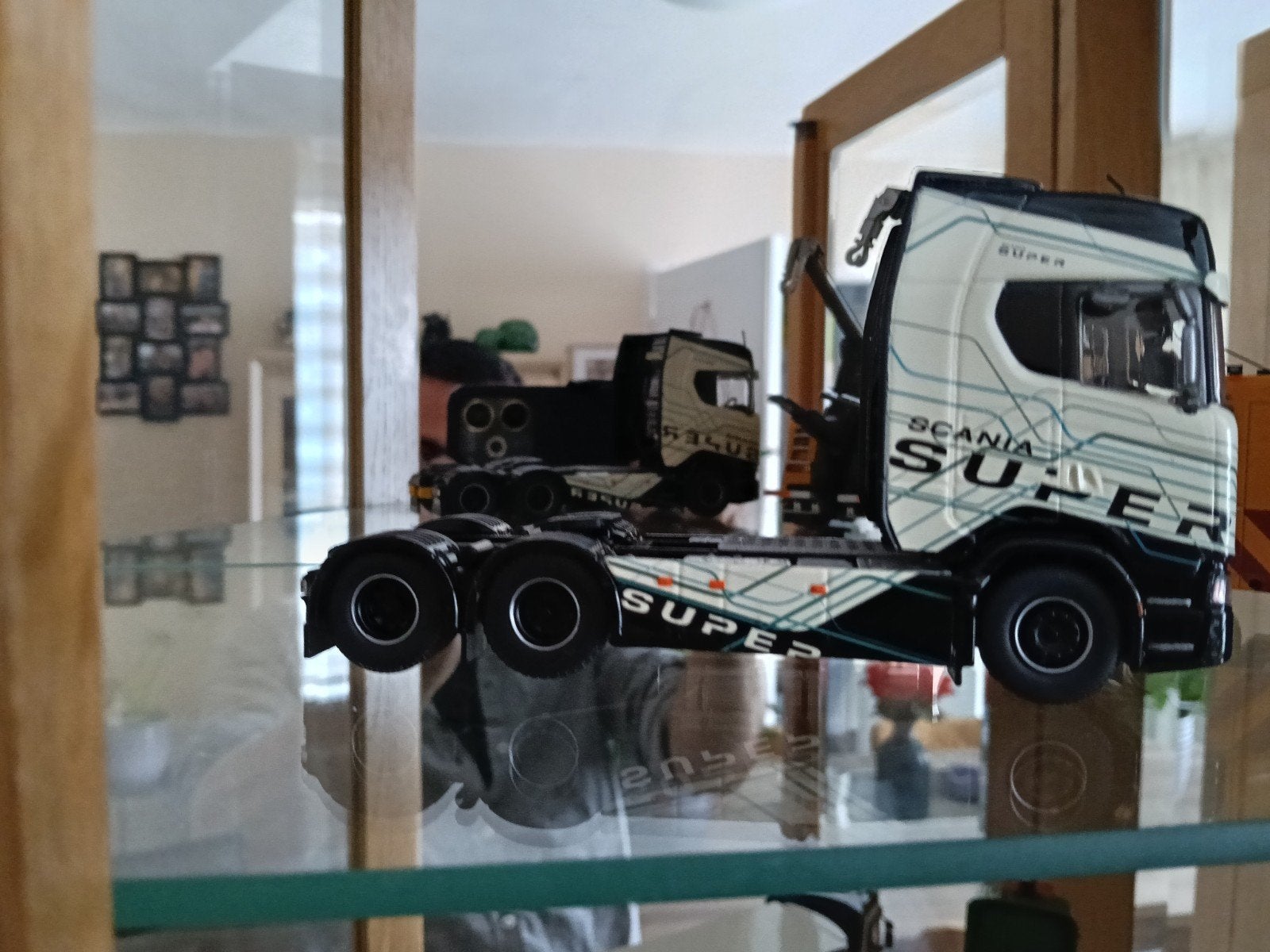 Scania Super Walhalla en Scania Super modelvrachtwagens, Overige merken, 1:32 tot 1:50, Ophalen of Verzenden, Zo goed als nieuw