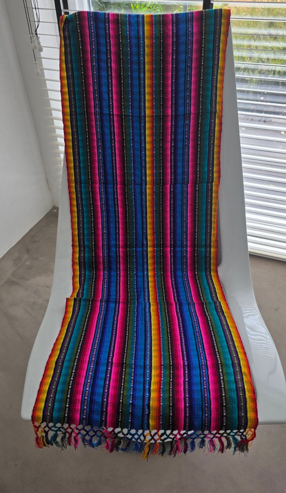 Nieuwe kleurrijke handgeweven Tzute doek uit Guatemala, Antiek en Kunst, Ophalen of Verzenden