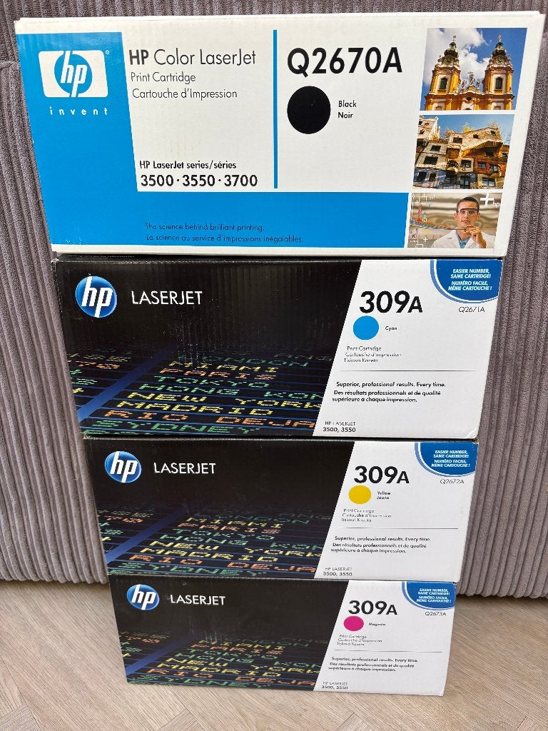 4 toners HP 3500/3550 ZCYM (HP 308A-309A) in dichte dozen, Ophalen of Verzenden, Nieuw, Toner, HP (ORIGINEEL)