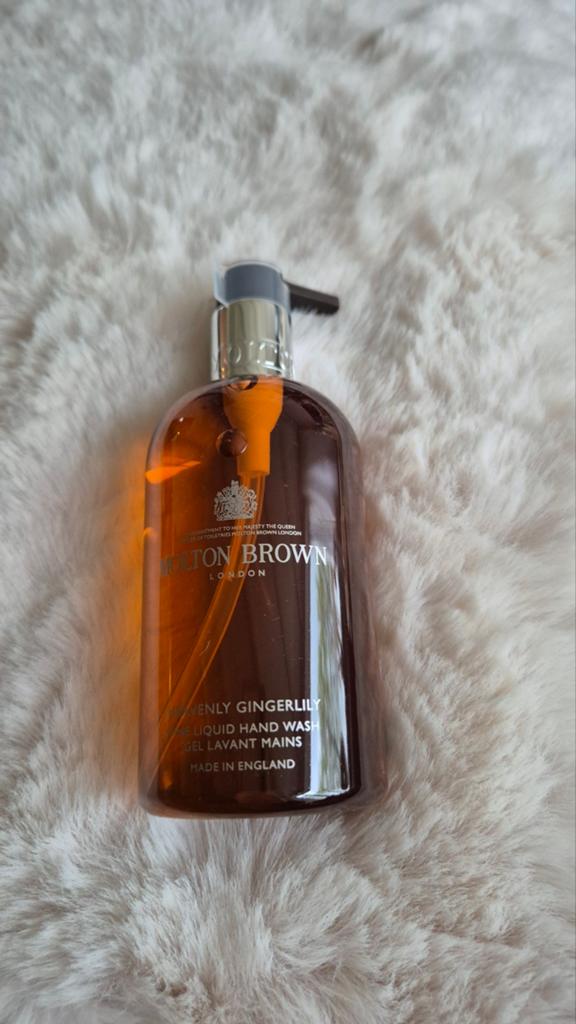 Molton Brown Heavenly Gingerlily Handzeep 300ml, Sieraden, Tassen en Uiterlijk, Uiterlijk | Lichaamsverzorging, Ophalen of Verzenden