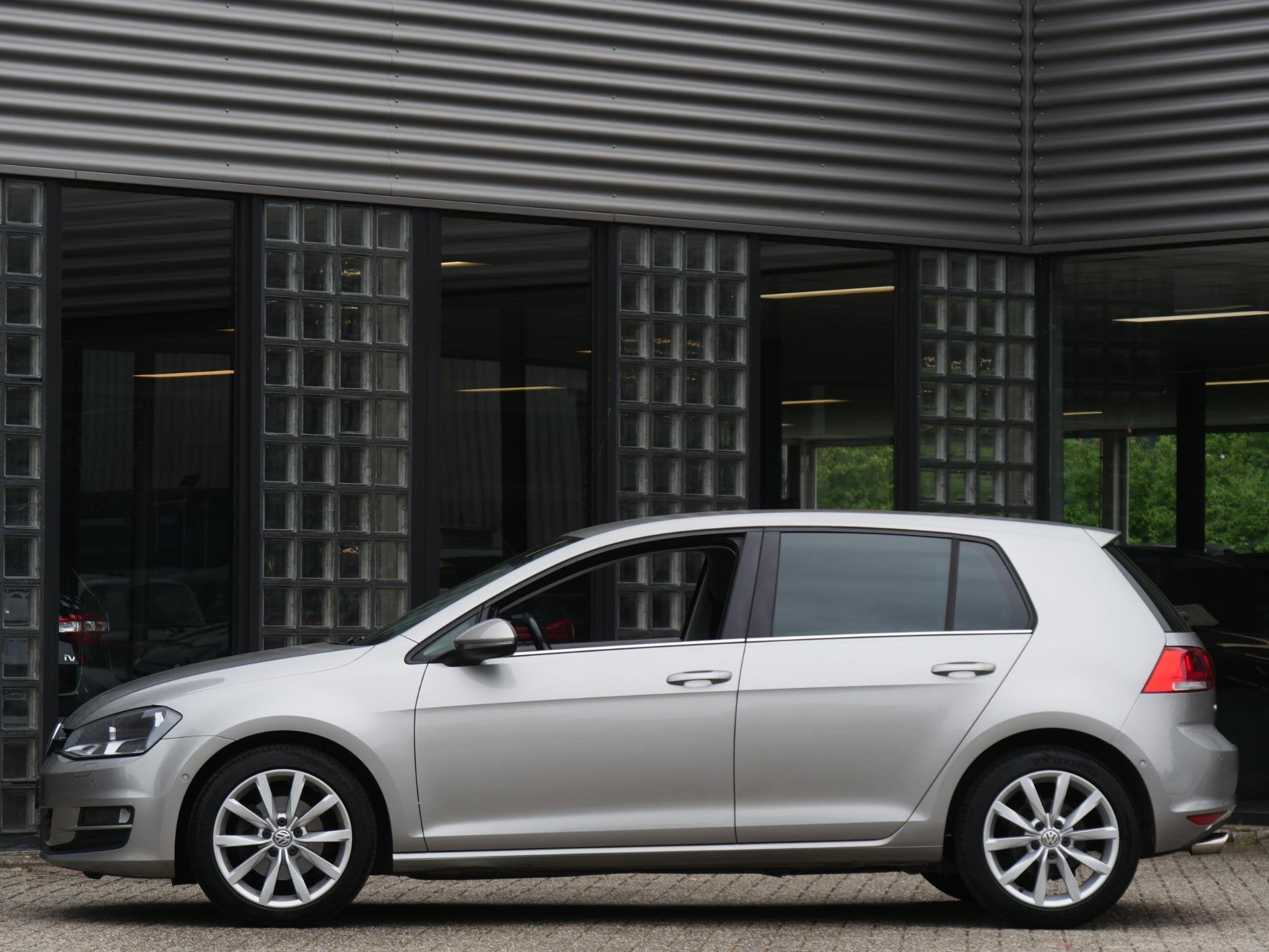 Volkswagen Golf 5D 1.2TSi COMFORTLINE/ PDC V+A/ 17INCH VELGE, Euro 5, Stof, Gebruikt, 4 cilinders