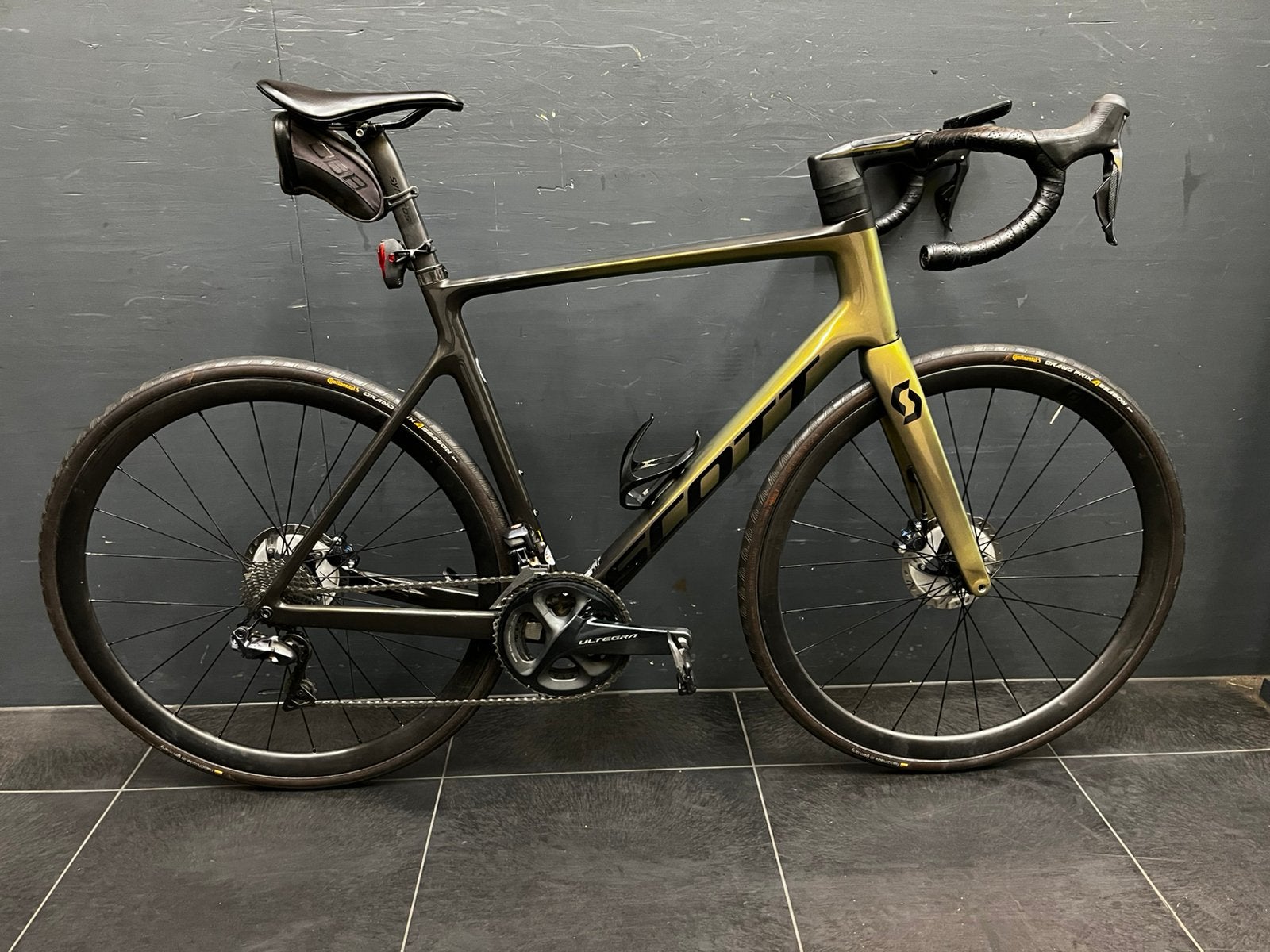 Scott Addict RC10 racefiets di2 XL 58 cm, Fietsen en Brommers, Fietsen | Racefietsen, 28 inch, Carbon, Zo goed als nieuw, 57 tot 61 cm