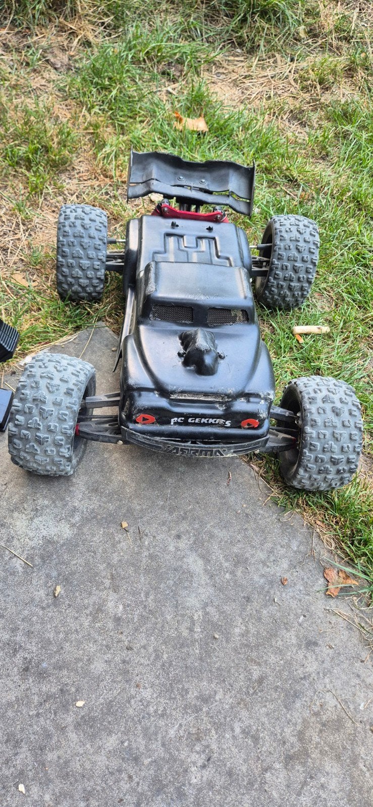 Arrma Kraton en Arrma Typhon met werk, Gebruikt, Auto offroad, Onbekend, Onbekend