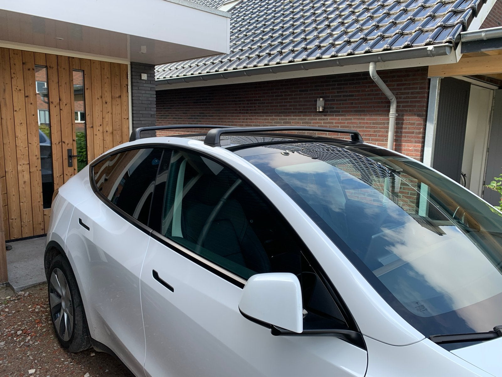 Dakdragers te huur voor Tesla Model Y inclusief montage, Ophalen, Zo goed als nieuw
