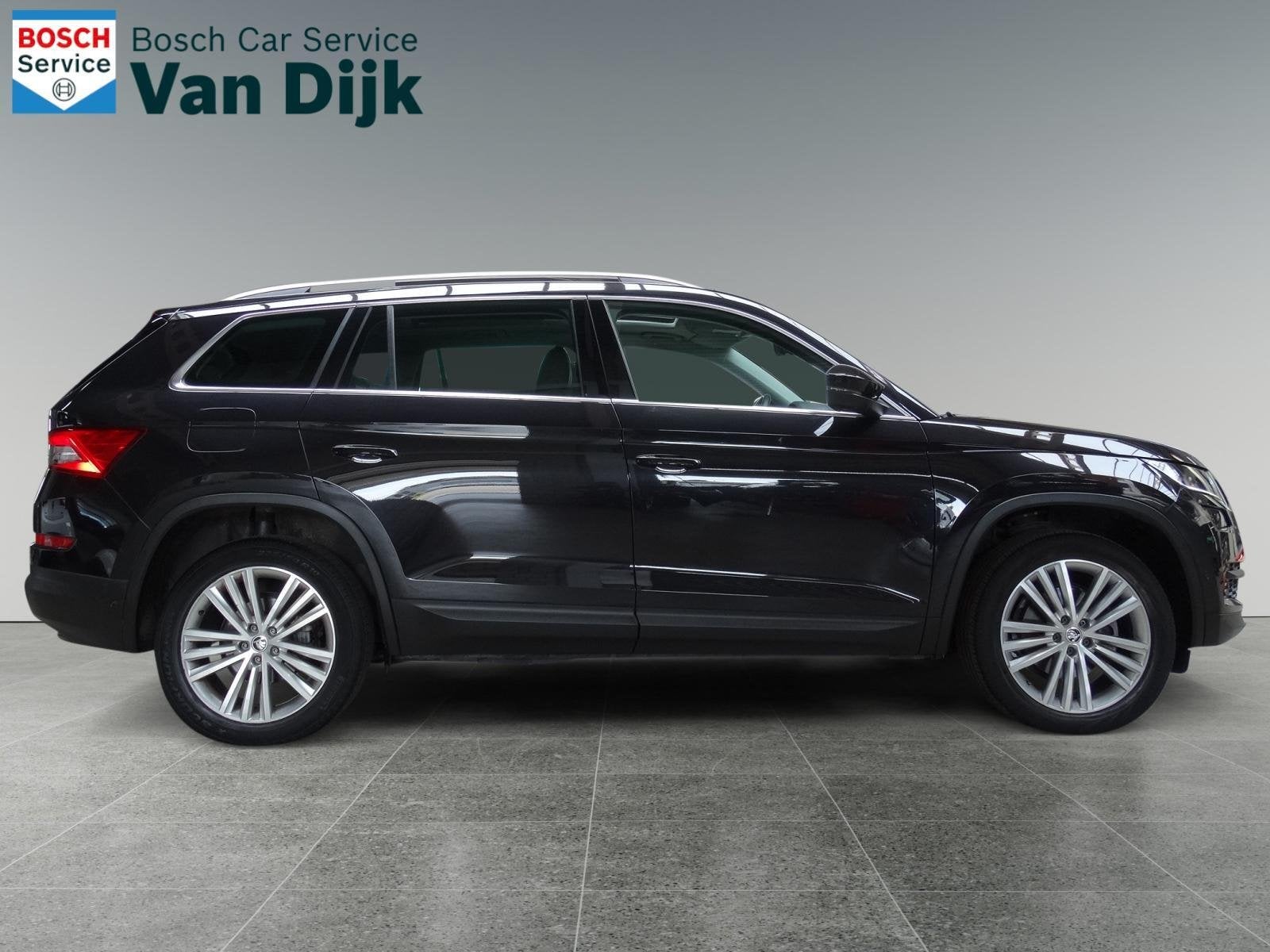Skoda Kodiaq 1.5 TSI Edition Plus 7p.Panorama/Trekhaak/Leder, Auto's, 4 cilinders, 150 pk, 7 stoelen, Zwart