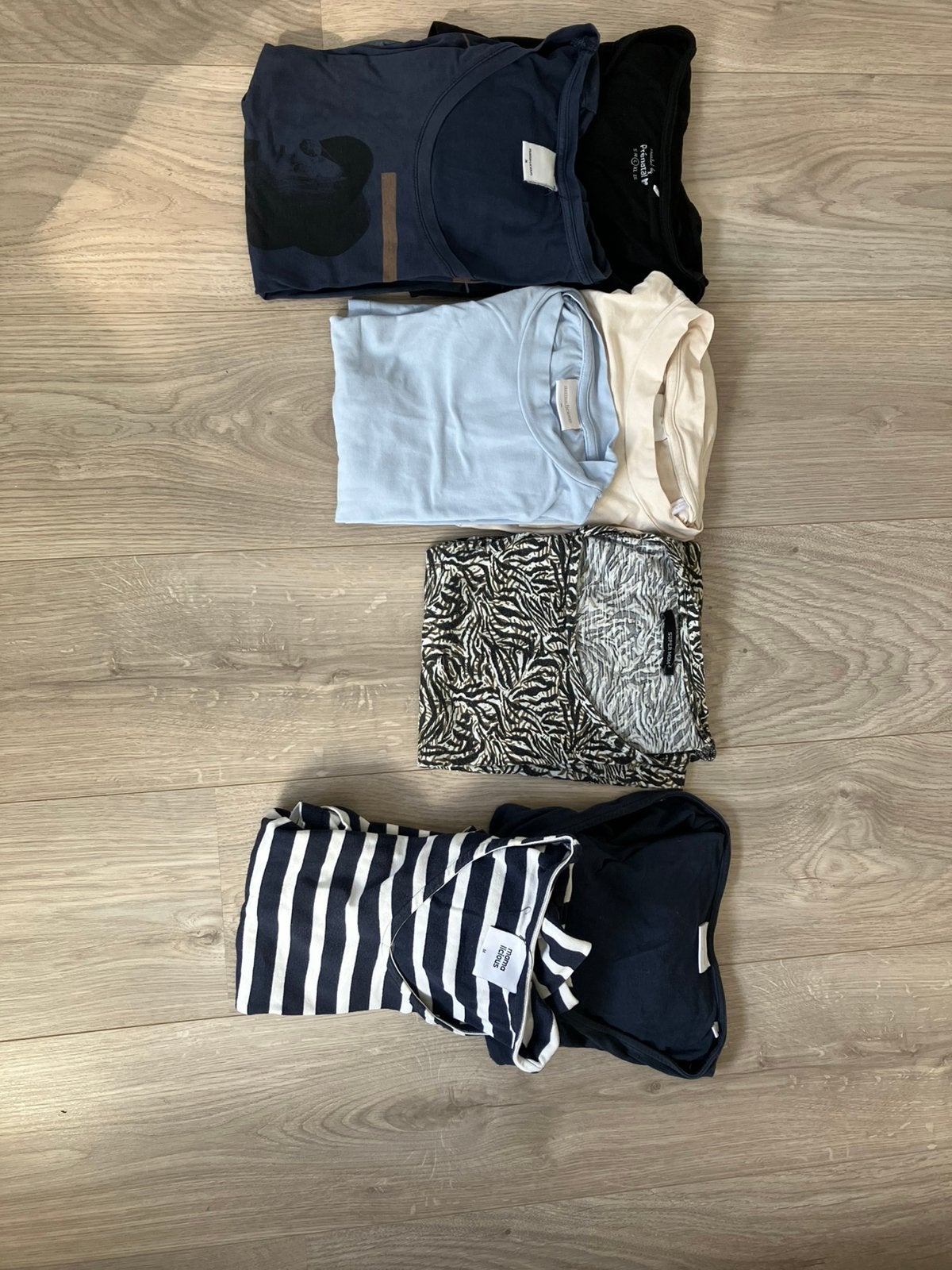 Zwangerschapskleding maat m (35 stuks), Ophalen of Verzenden, Zo goed als nieuw, Maat 38/40 (M), Overige kleuren