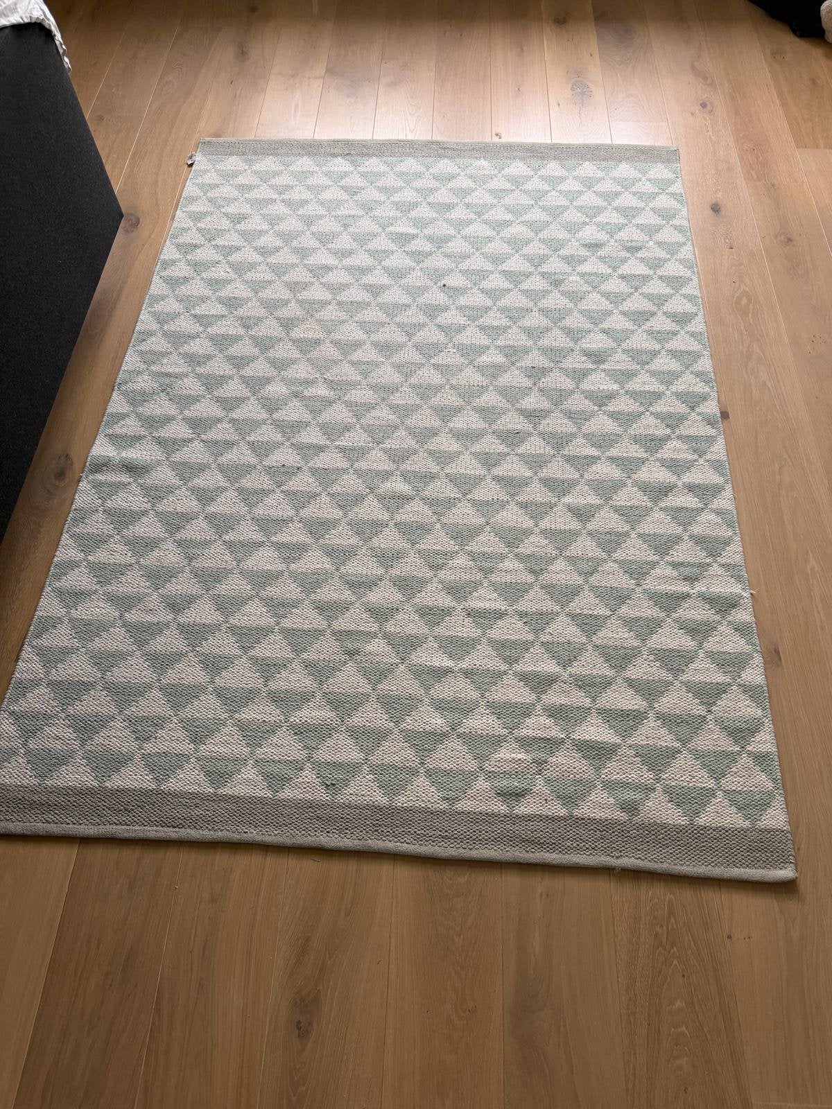 Vloerkleed groen met creme, Ophalen, 150 tot 200 cm, 200 cm of meer, Zo goed als nieuw