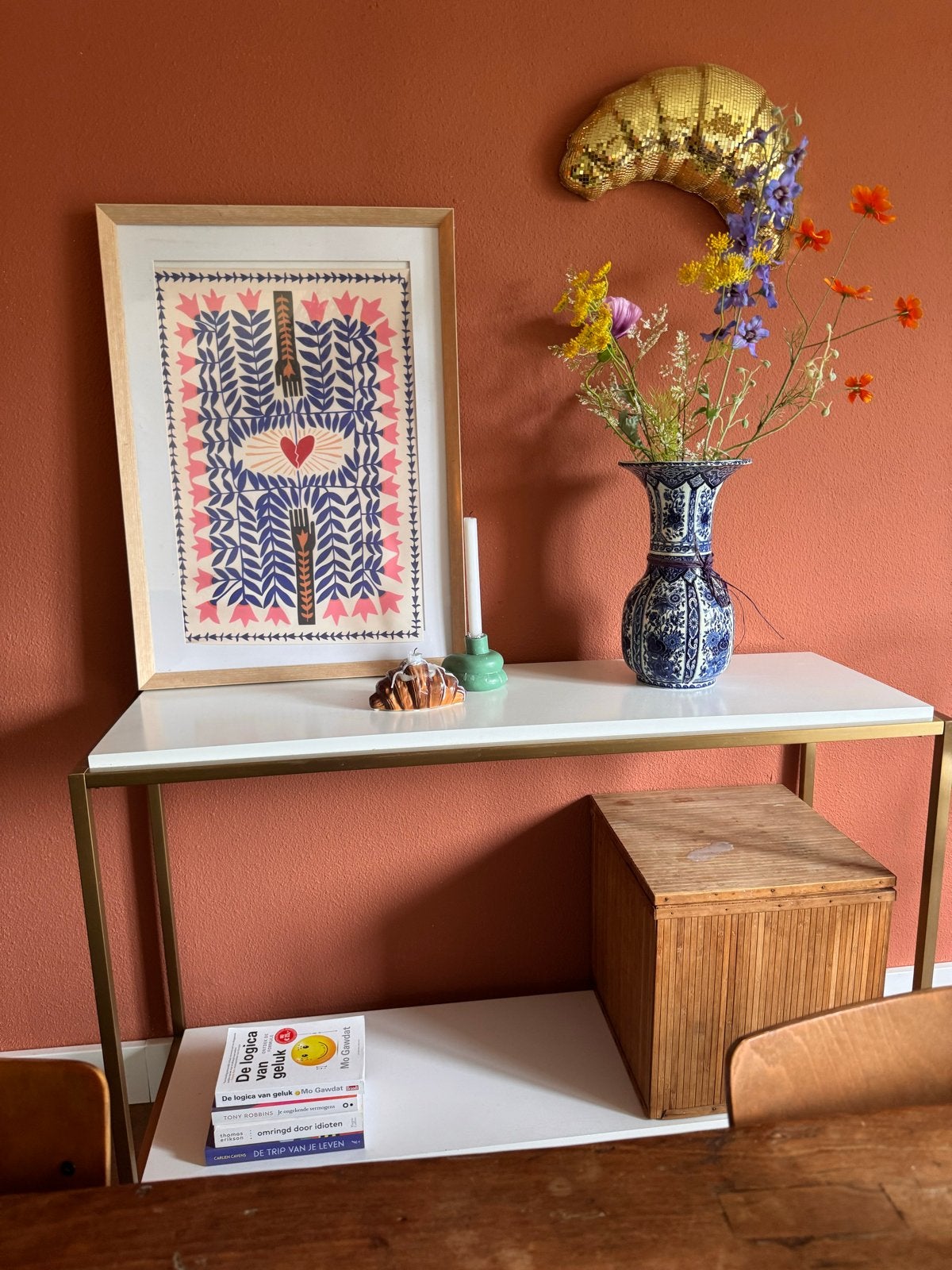tafel met gouden frame en wit blad, 100 tot 150 cm, Ophalen of Verzenden, Zo goed als nieuw, Metaal