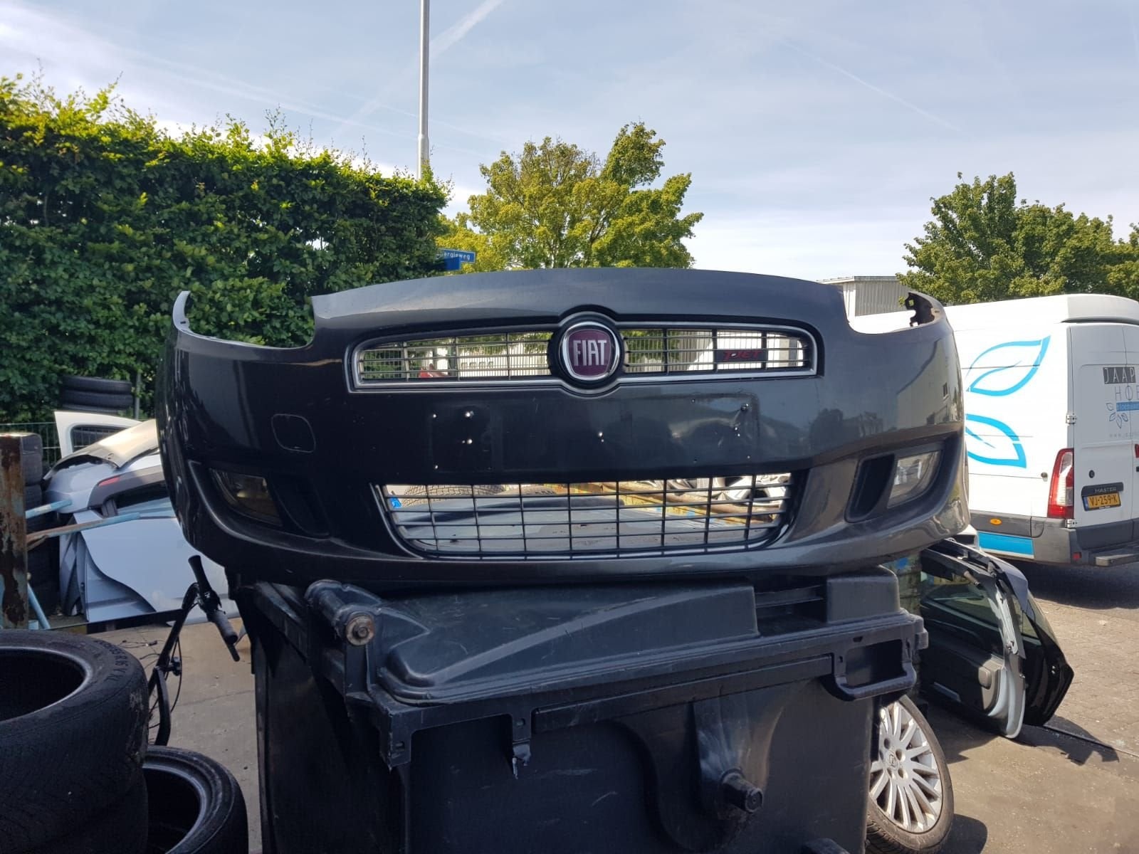 FIAT BRAVO VOORBUMPER BJ 2007, Gebruikt, -, Voor, -