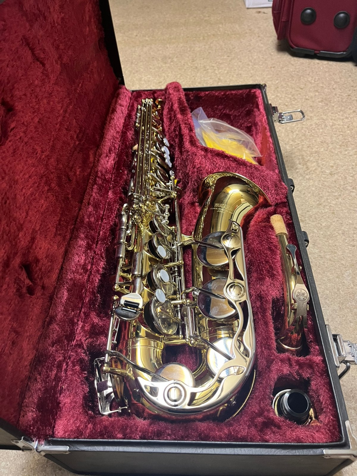 Yamaha YAS-25 altsaxofoon – weinig gebruikt – met koffer, Ophalen, Zo goed als nieuw, Saxofoon