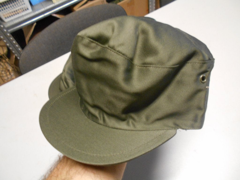 Leger pet effen groen Italiaans leger one size fits most, Ophalen of Verzenden, Landmacht, Overige gebieden, Kleding of Schoenen