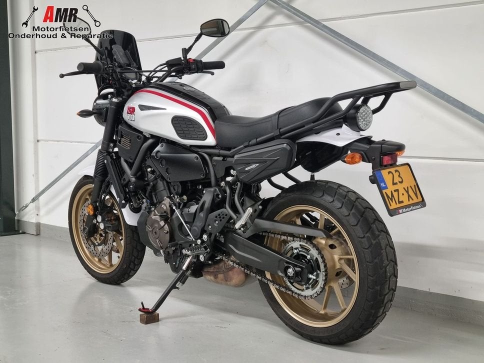 YAMAHA XSR 700 XTRIBUTE (bj 2023), 2 cilinders, Motorrijbewijs A, Bedrijf, Onbekend