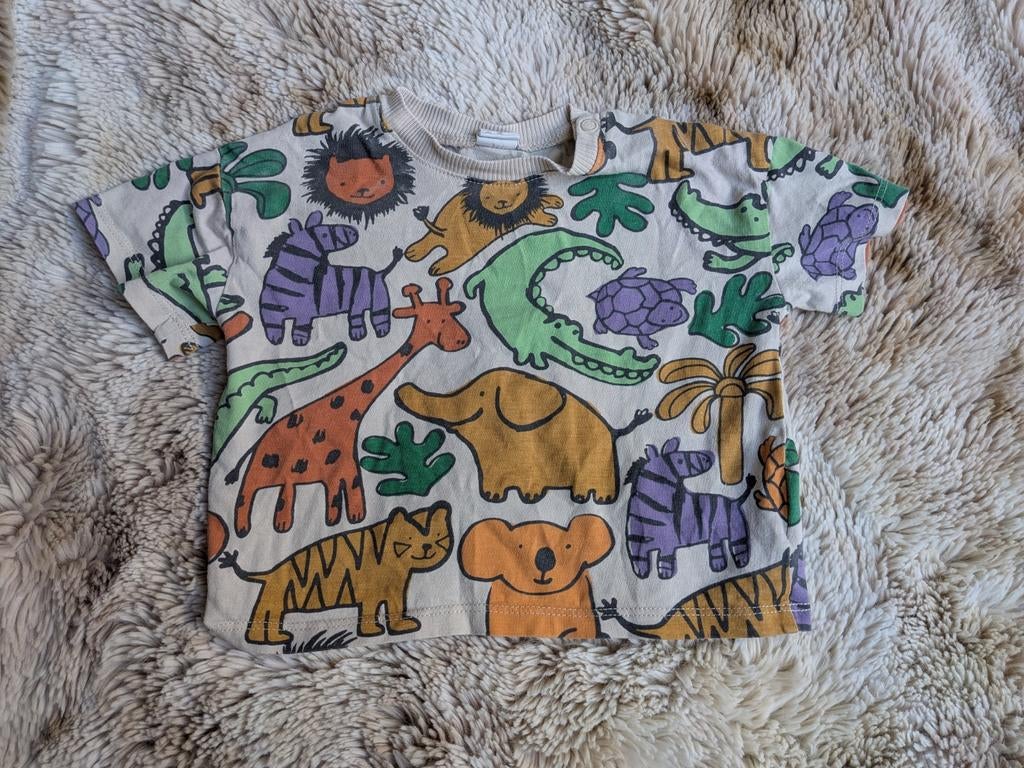 Leuk shirtje met dierenprint maat 74, Kinderen en Baby's, Babykleding | Maat 74, Gebruikt, Jongetje of Meisje, Ophalen of Verzenden