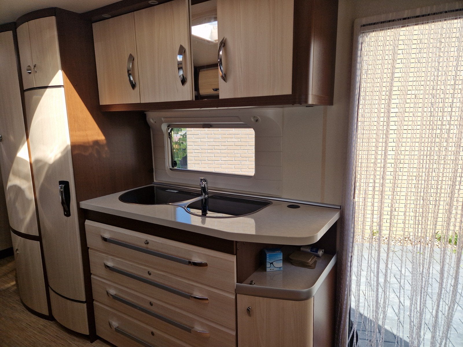 HOBBY Prestige 650 UMFE MOVER AIRCO  PRACHT STAAT, Caravans en Kamperen, Rondzit, Hobby, Airco, Frans bed