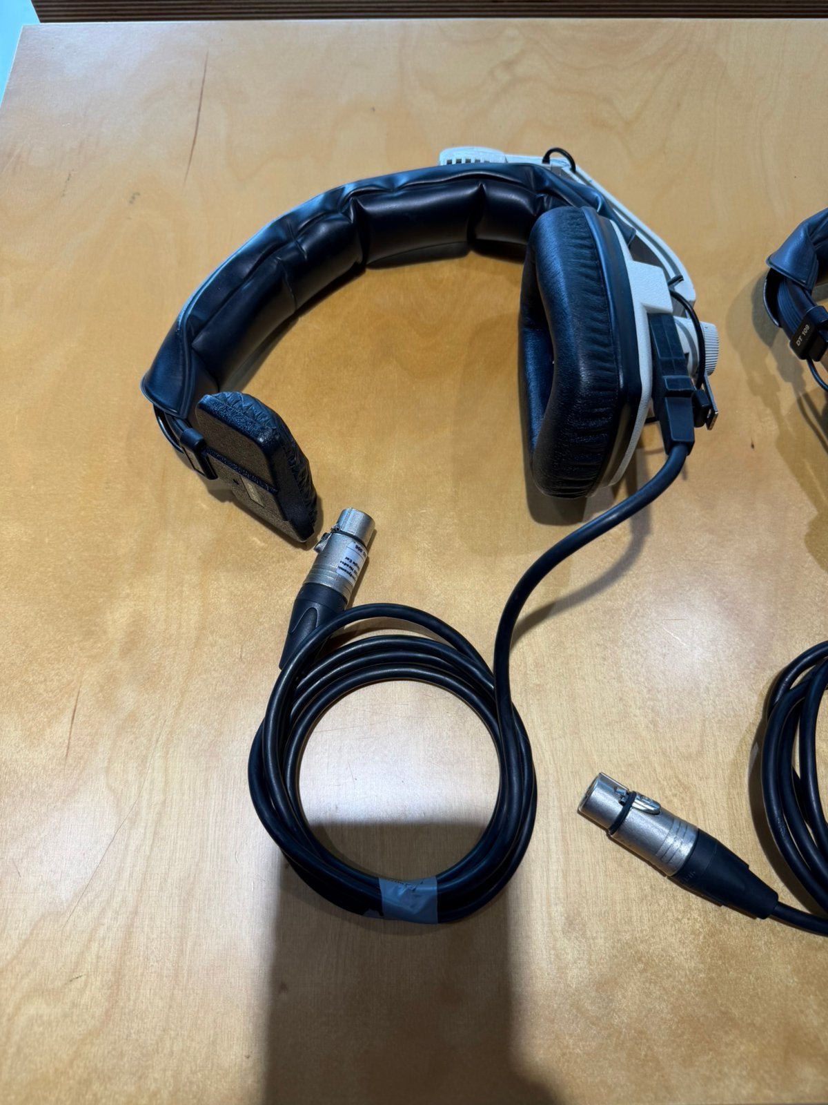 Beyer Dynamic DT 108 intercom headset, Computers en Software, Headsets, Ophalen of Verzenden, Zo goed als nieuw