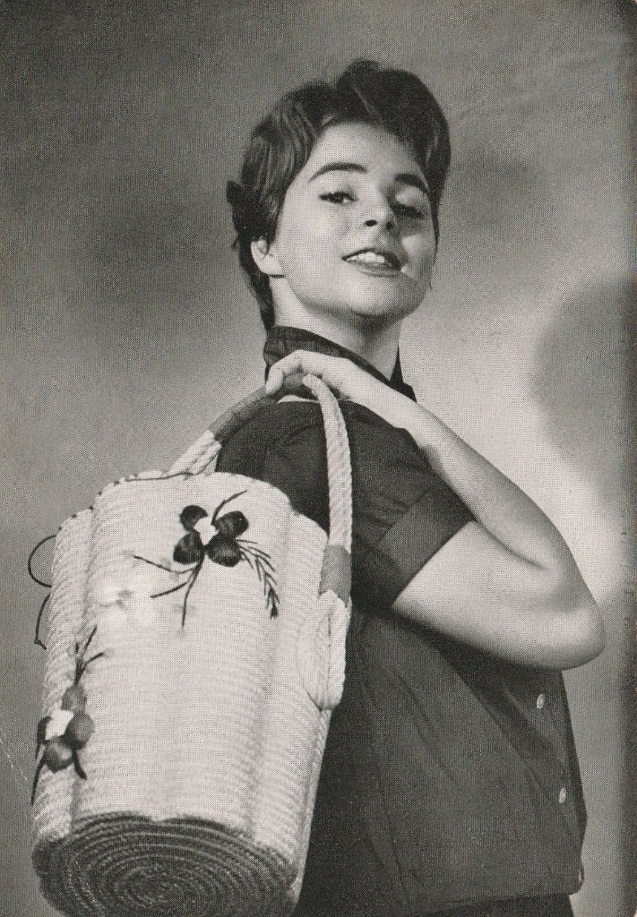 Oude Kaart Conny Froboess (1), Verzamelen, Verzenden, 1940 tot 1960, Ongelopen, Sterren en Beroemdheden