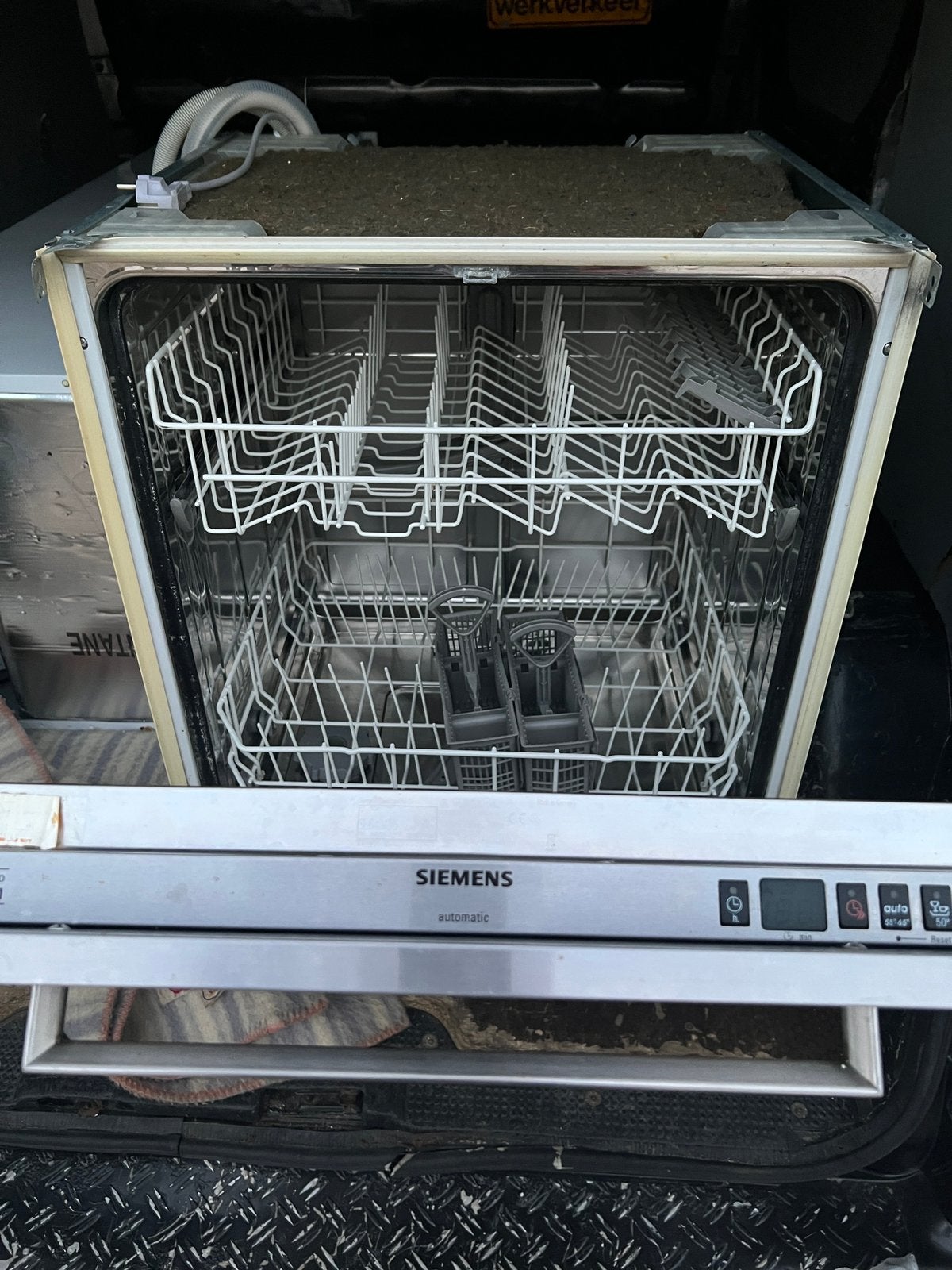 Siemens volledige geintegreerd inbouw vaatwasser 83x60 cm., Ophalen, Zo goed als nieuw, Inbouw, Minder dan 85 cm