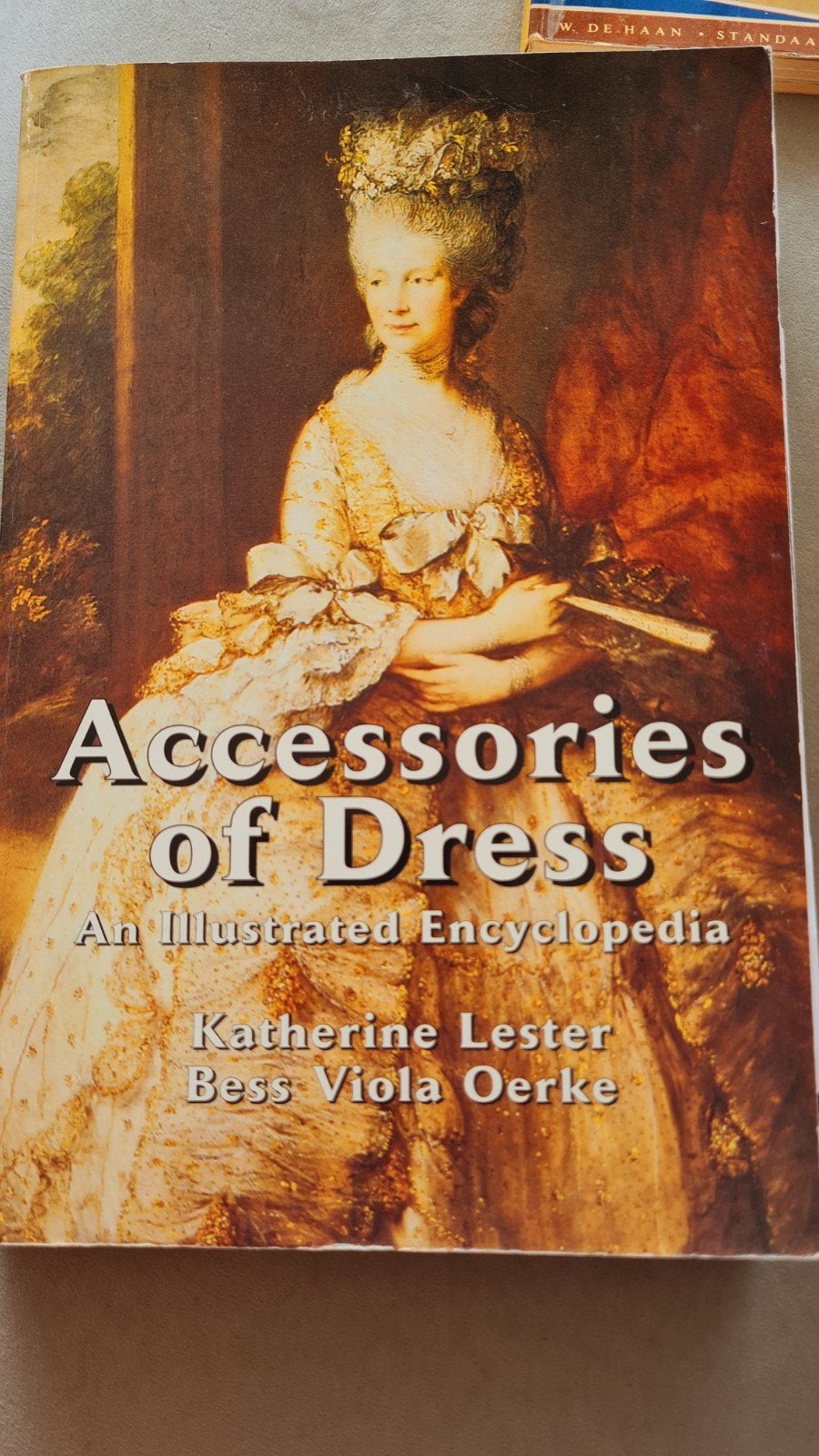 5 boeken over mode: NL, FR, EN - Diverse titels, Boeken, Mode, Ophalen of Verzenden, Gelezen, Mode algemeen
