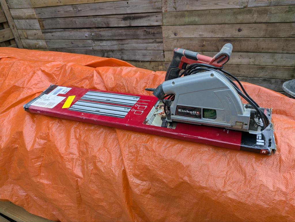 Einhell invalzaag met geleiderail - Zo goed als nieuw, Doe-het-zelf en Verbouw, Gereedschap | Zaagmachines, Ophalen, Gebruikt