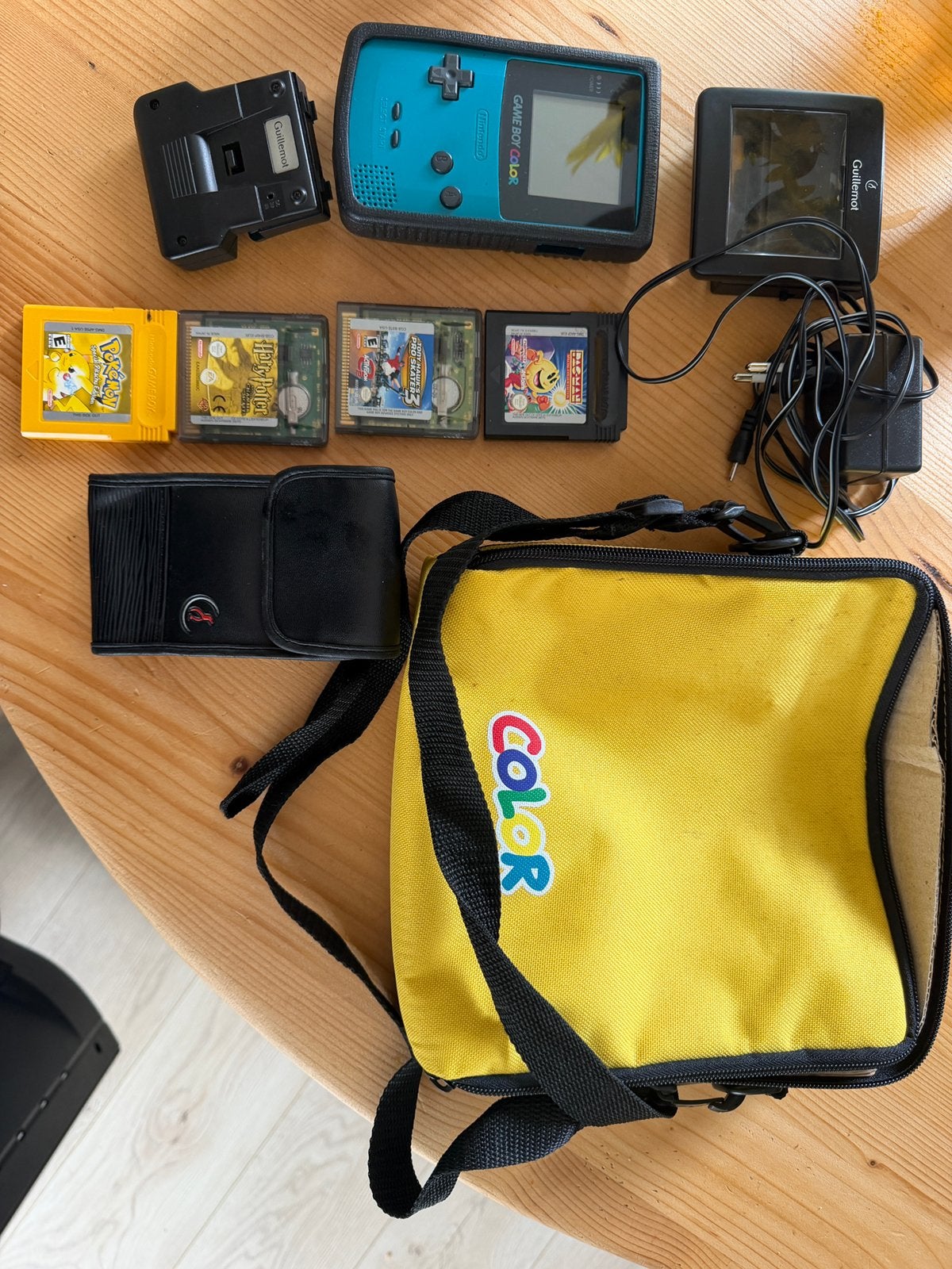 Nette Game Boy Color Teal + 4 Spellen + extra’s, Ophalen of Verzenden, Zo goed als nieuw, Game Boy Color