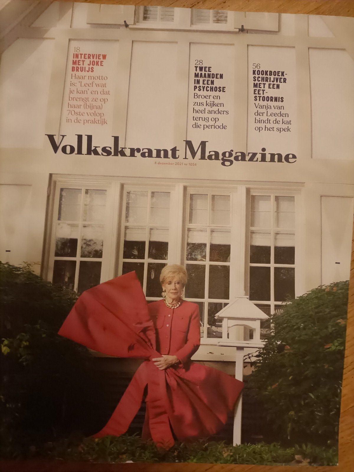 Volkskrant Magazine - Interview Joke Bruijs, Boeken, Tijdschriften en Kranten, Ophalen of Verzenden, Gelezen, Overige typen