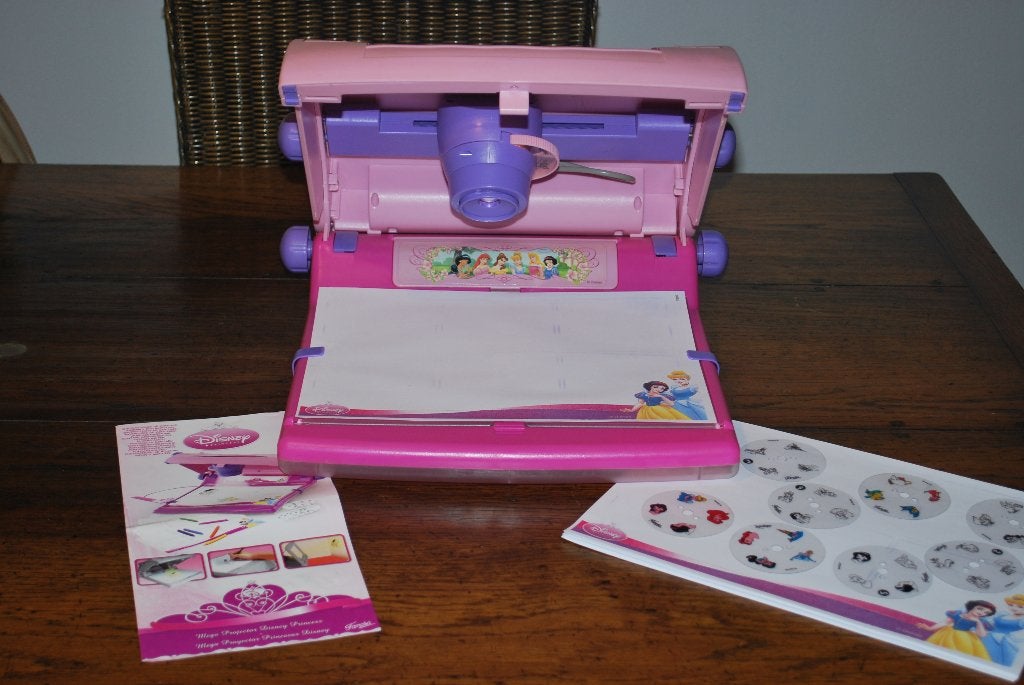 Disney. Tekenkoffer. Tekendoos., Ophalen of Verzenden, Zo goed als nieuw, Knutselen, Met licht