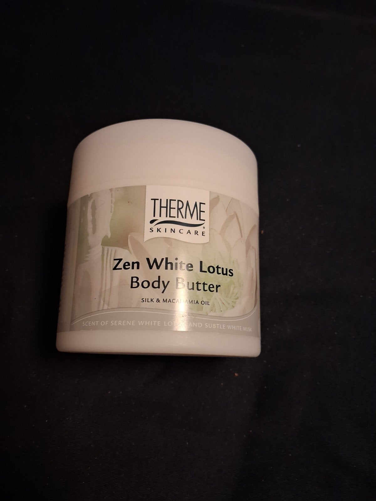 Therme Zen White Lotus Body Butter 250g, Ophalen of Verzenden, Nieuw, Bodylotion, Crème of Olie