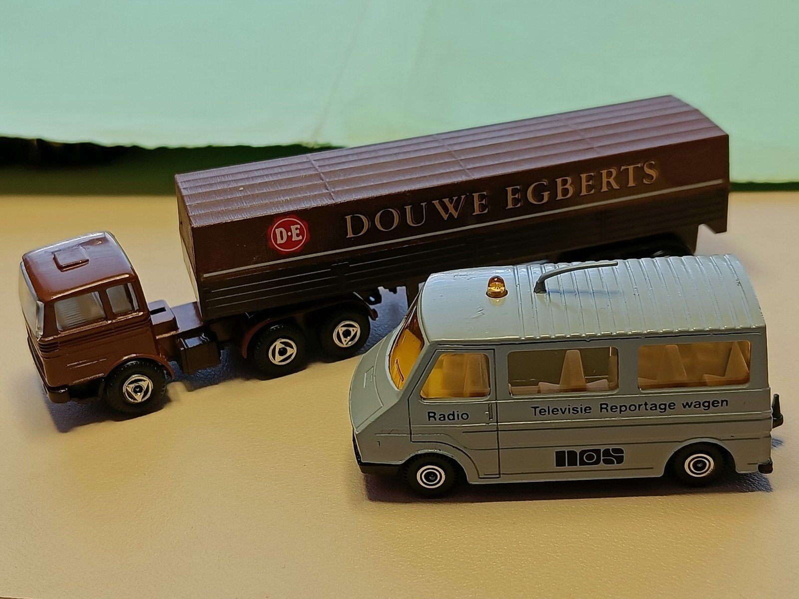 efsi NOS wagen en vrachtwagen douwe egberts, Verzamelen, Ophalen of Verzenden, Gebruikt