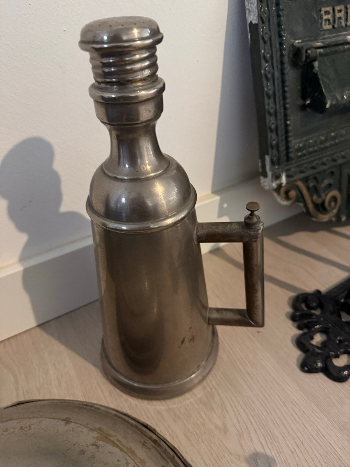 Antieke zilverkleurige strooier met handvat, Antiek en Kunst, Ophalen of Verzenden
