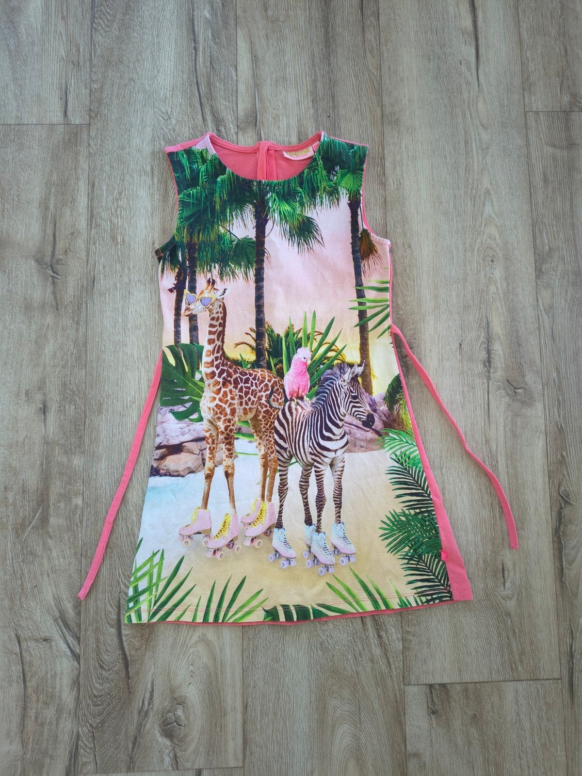 Prachtige roze jurk met skatende dieren Someone, maat 128., Meisje, Onb, Ophalen of Verzenden, Someone