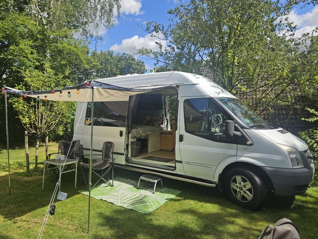 Off grid camperbus Ford Transit 350L 130 107.000km, Caravans en Kamperen, Campers, Chemisch toilet, Dakluik, Ford, Tot en met 2