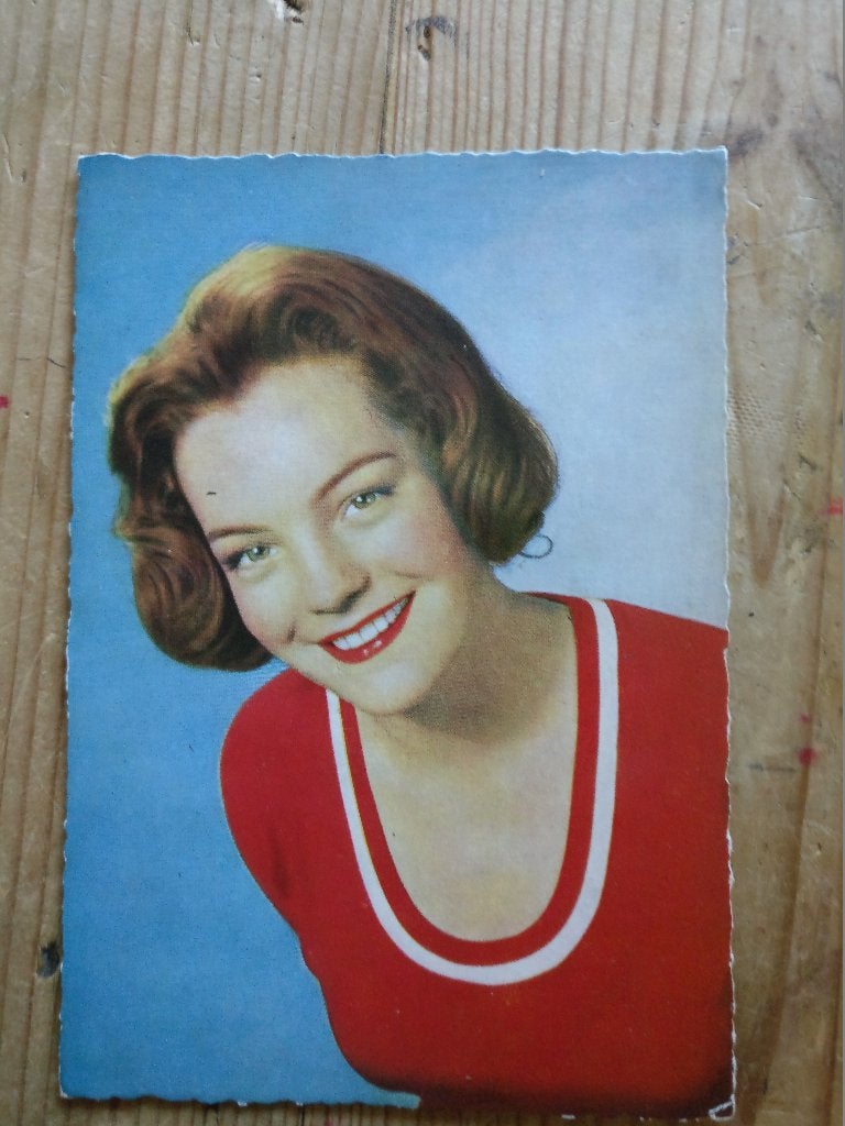 ROMY SCHNEIDER ANSICHTKAART 12 SISI KAART FOTO VINTAGE retro, Ophalen of Verzenden, 1960 tot 1980, Ongelopen, Sterren en Beroemdheden