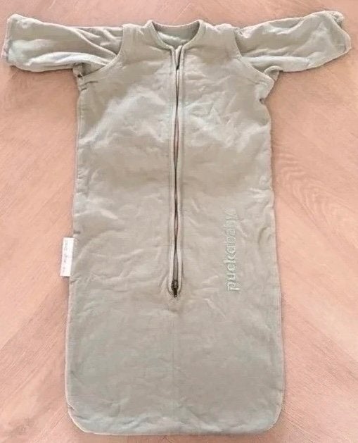 Puckababy bag newborn 0-6 mnd • Olive • heel goed!, Kinderen en Baby's, Ophalen of Verzenden, Gebruikt, Slaapzak, Puckababy