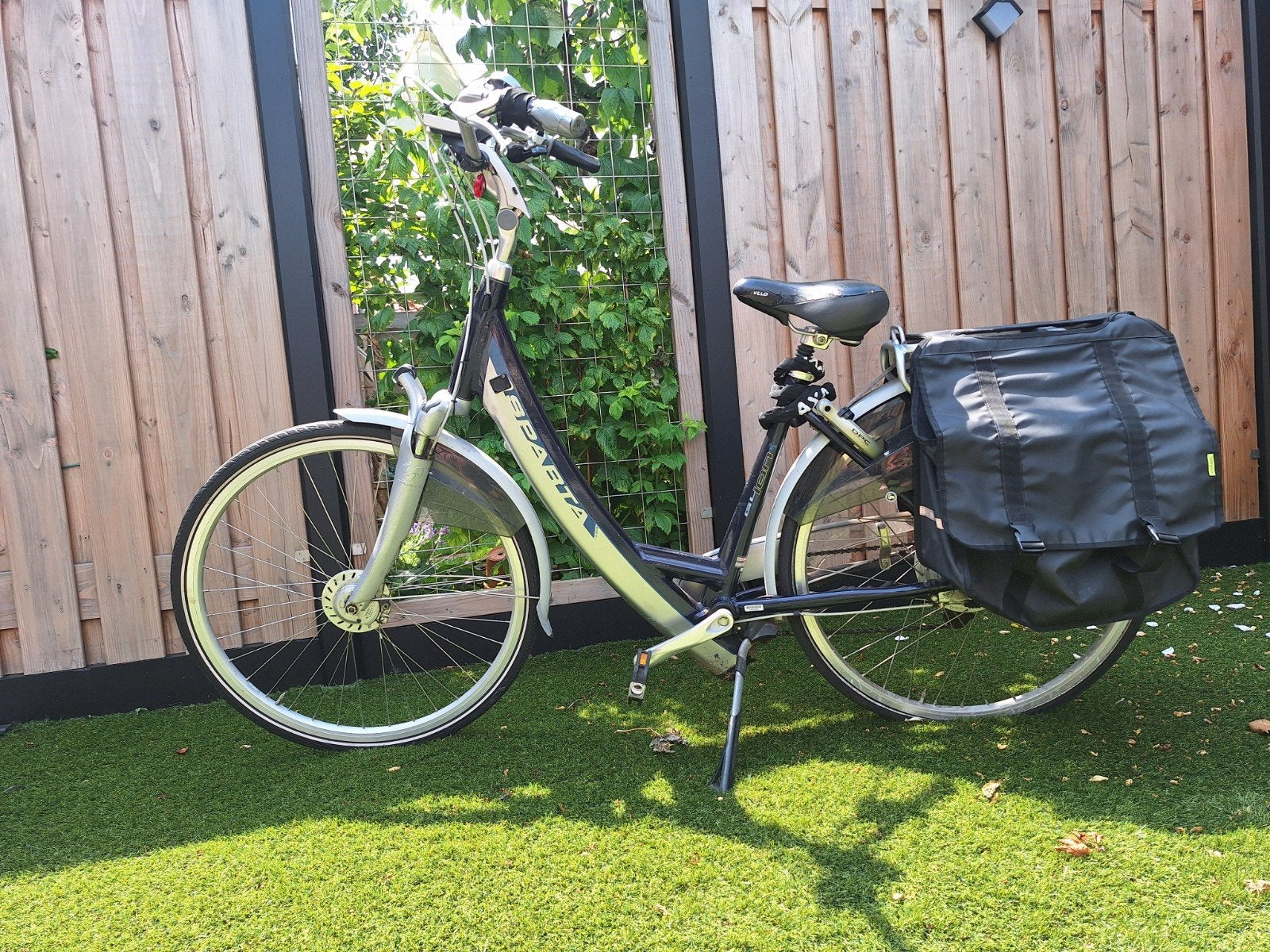 Sparta electrische fiets/ e-bike Dames -  frame 51 cm, Ophalen, Minder dan 30 km per accu, Sparta, Gebruikt
