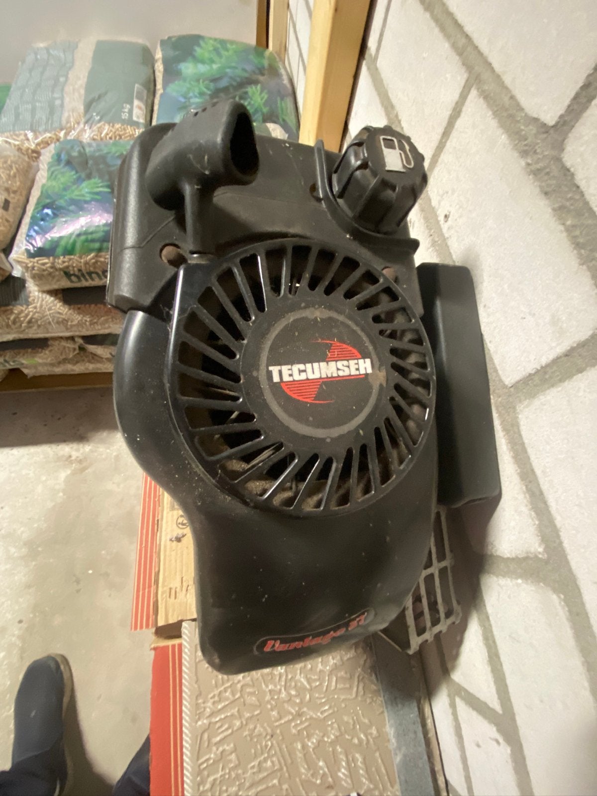 Grasmaaier motor tecumseh 37, Tuin en Terras, Ophalen, Gebruikt