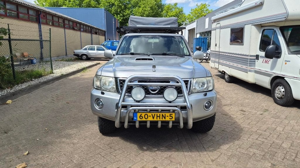 Foto 4 van Nissan Patrol 2007 4x4 met daktent