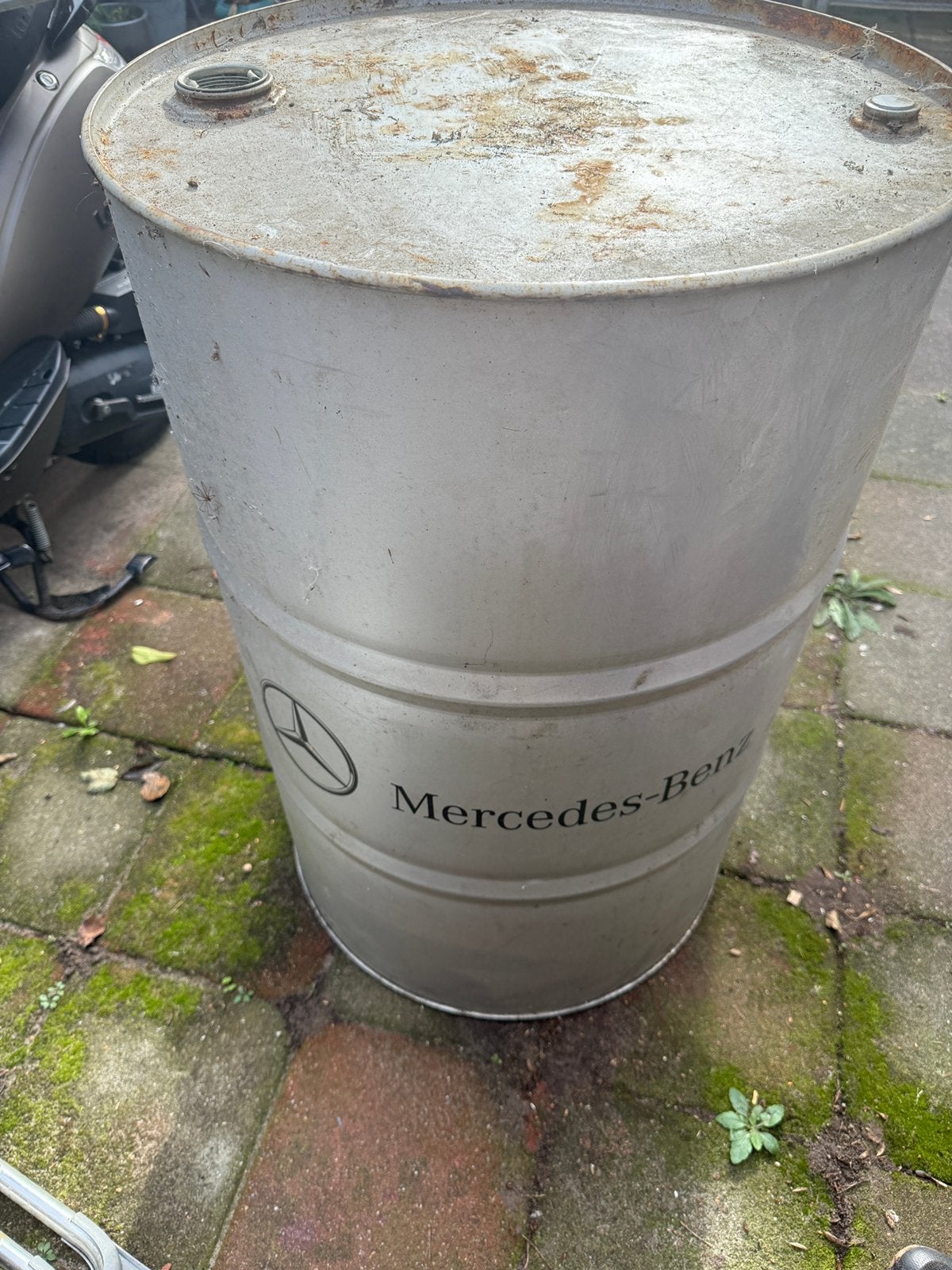 Mercedes olievat, Ophalen, Gebruikt
