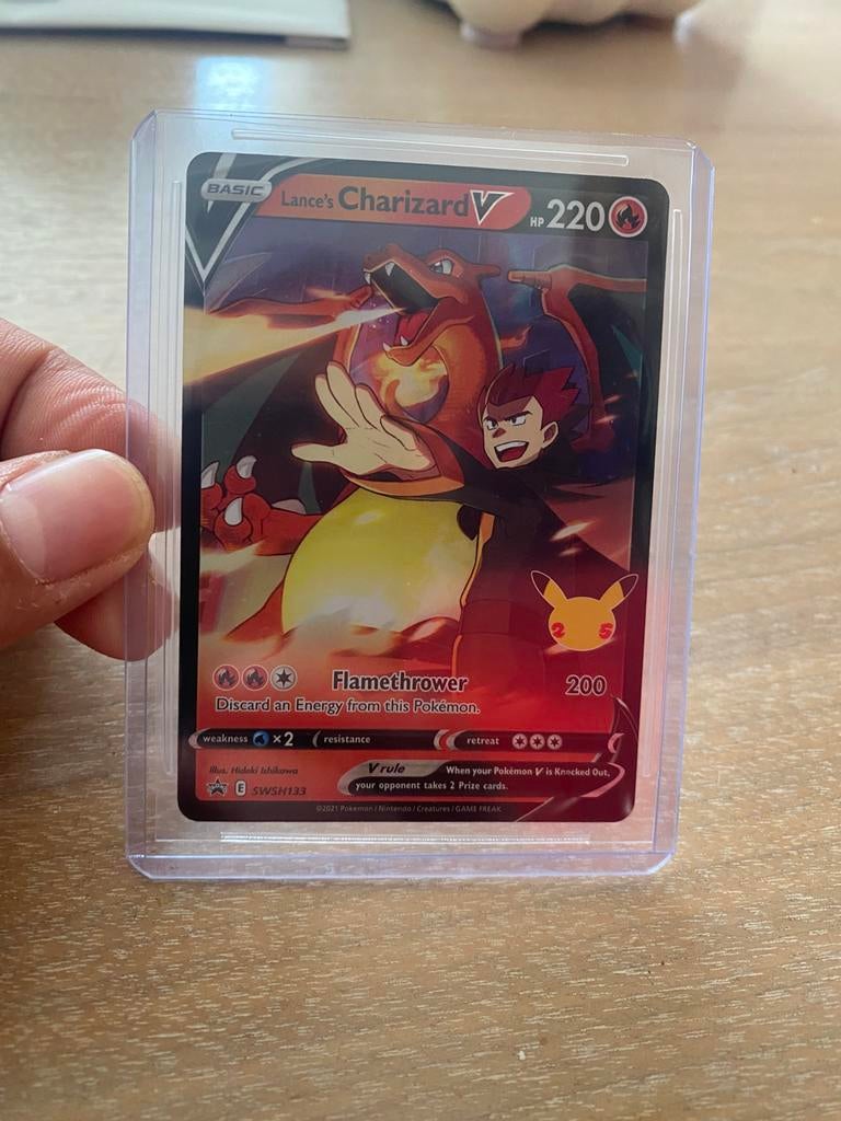 Lance s Charizard V, Ophalen of Verzenden, Zo goed als nieuw, Losse kaart