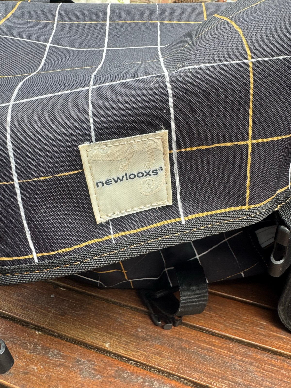 Newlooxs Fiets Tas - Zwart met Ruitpatroon, Ophalen, Gebruikt