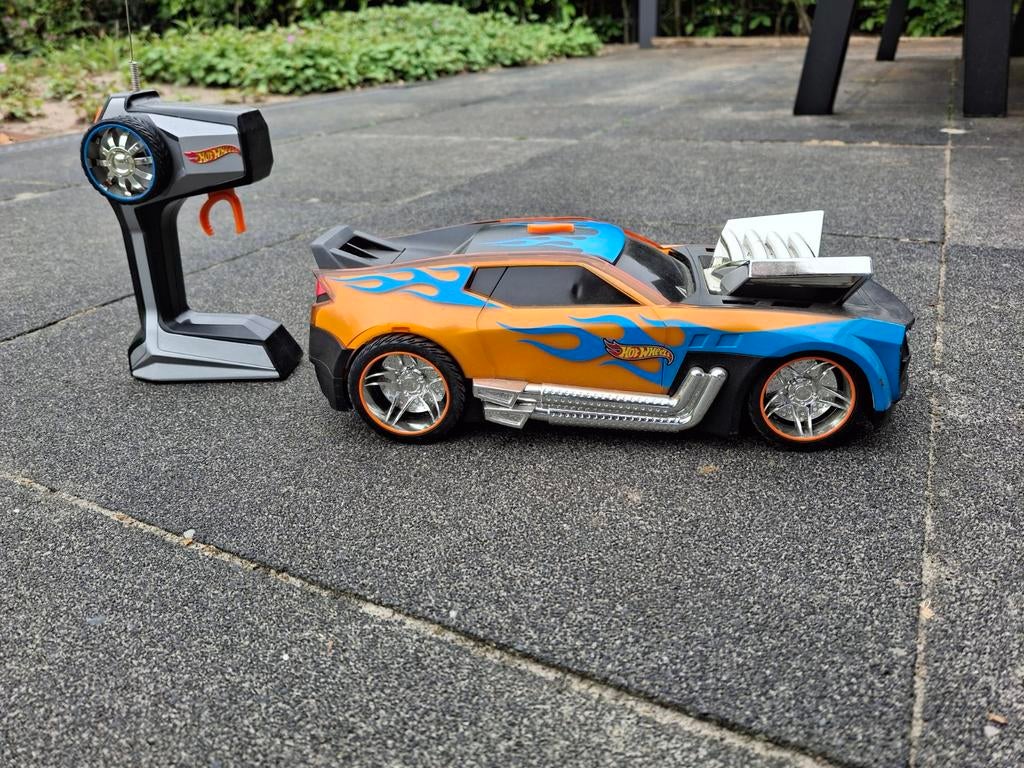 Op afstand bestuurbare auto, Ophalen, Zo goed als nieuw