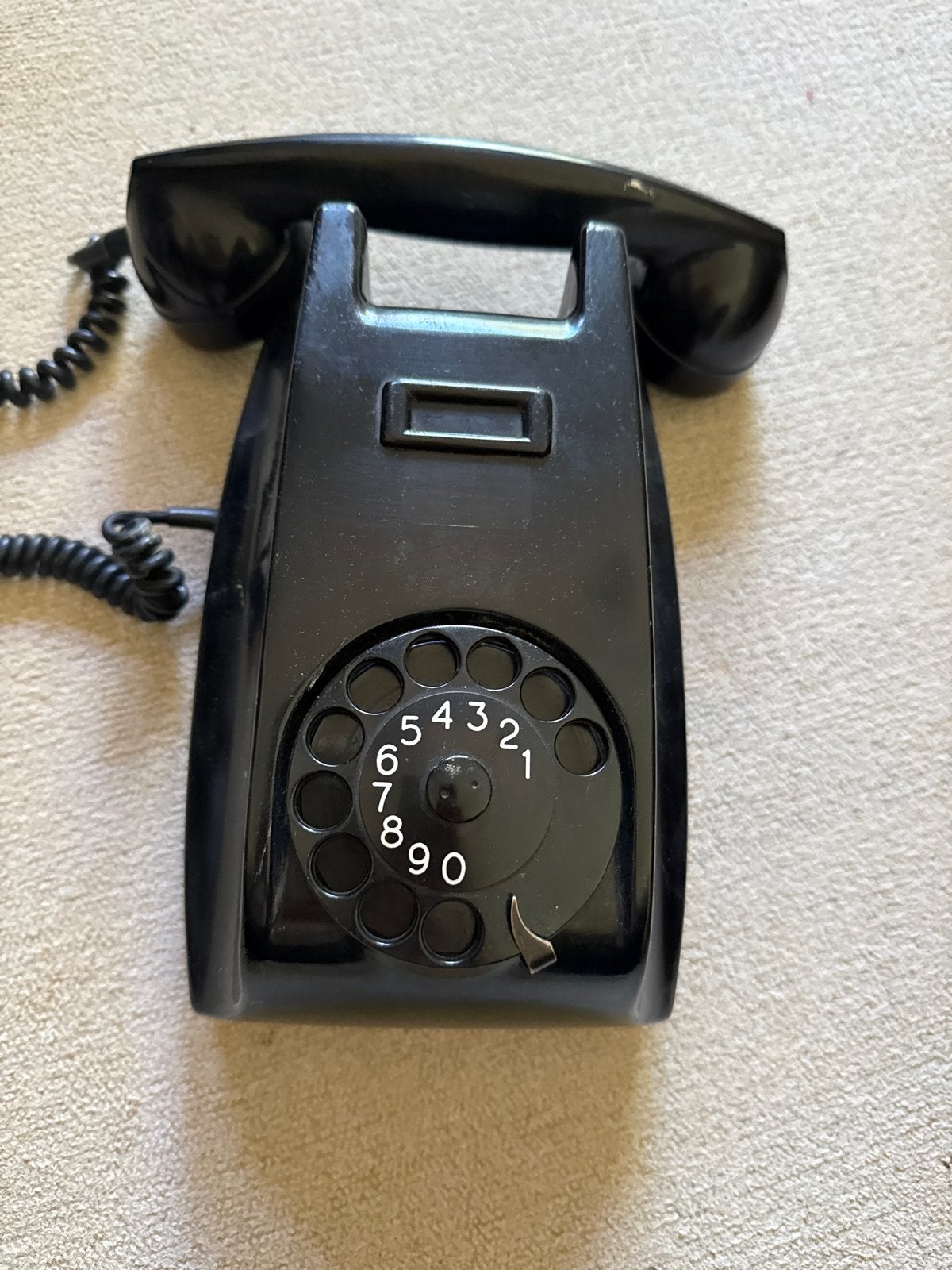 Vintage Zwart Bakelieten Telefoon met Draaischijf - Jaren '5, Telecommunicatie, Ophalen of Verzenden, Gebruikt, Bakeliet