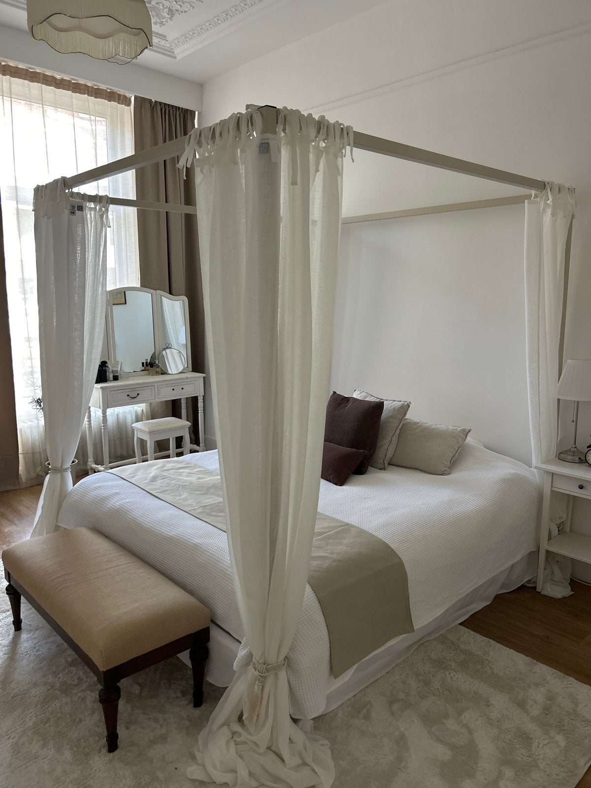 Hemelbed met gordijnen, Huis en Inrichting, Ophalen, Gebruikt, Wit, Tweepersoons