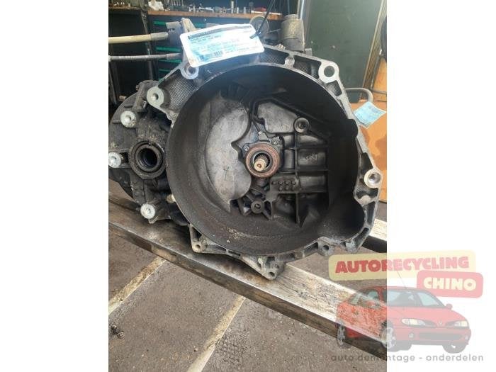 Versnellingsbak van een Opel Vectra, Ophalen, Gebruikt, -, -