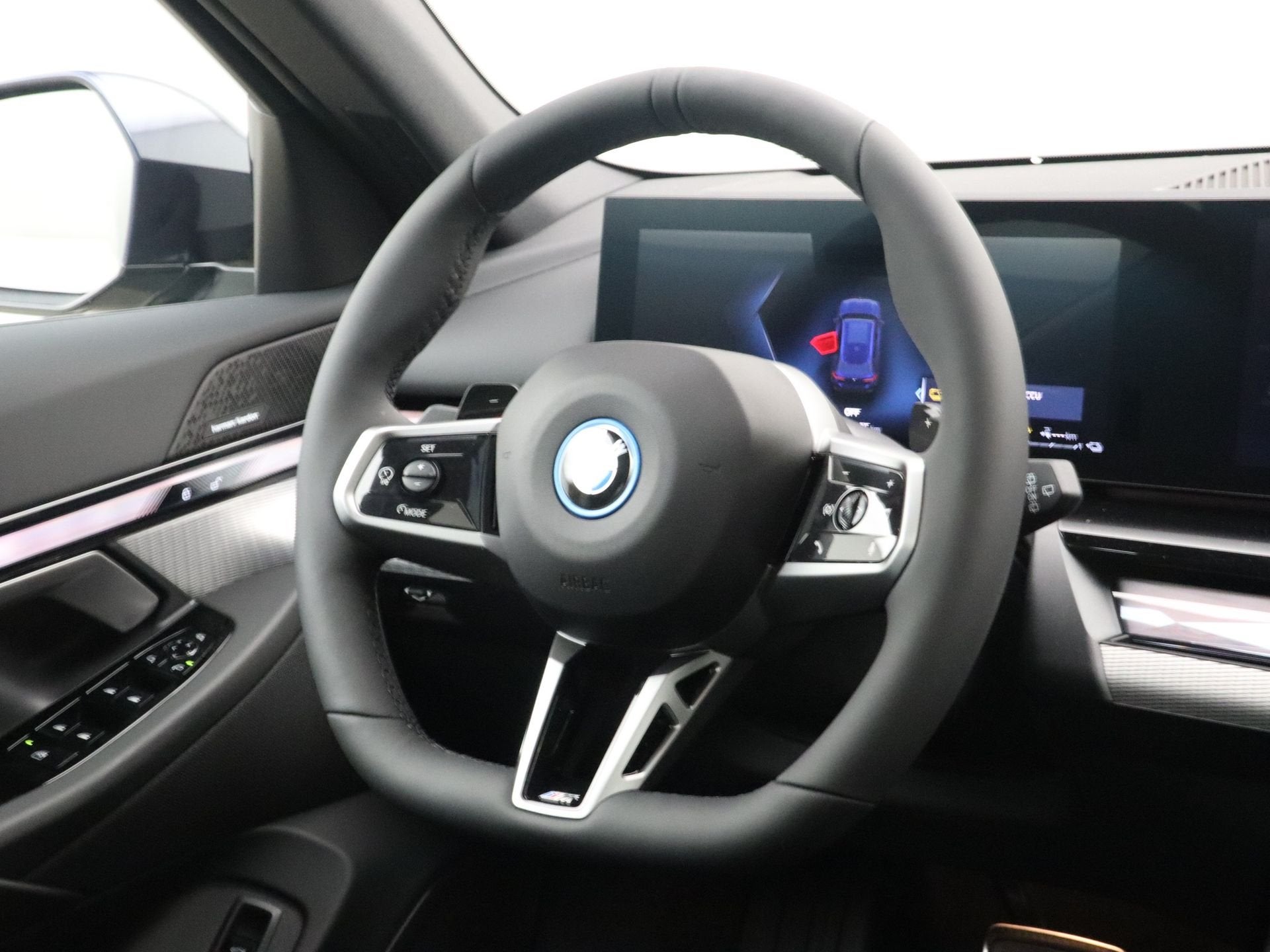 BMW 5 Serie Touring 530e (bj 2026, automaat), Auto's, Automaat, 1998 cc, Achterwielaandrijving, Zwart