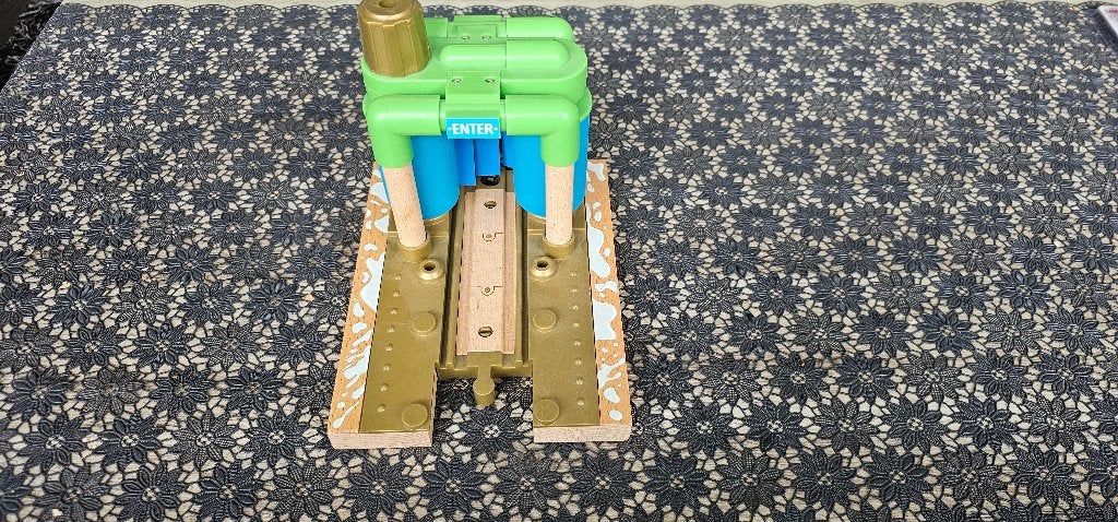 Thomas de trein Hout Doorrij wasstraat, Ophalen of Verzenden, Zo goed als nieuw