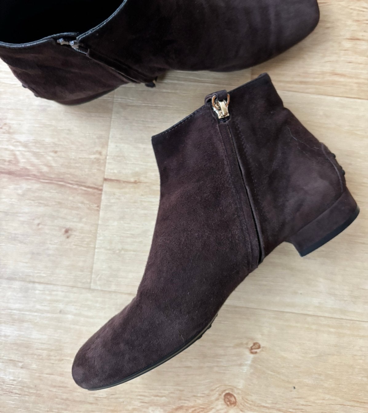 Suède korte laarsjes TOD’S maat 38,5, Ophalen of Verzenden, Gedragen, Bruin